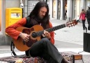 Ünlü sokak müzisyeni Estas Tonne