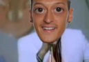 Uzaktan Görenler Mesut Sanıyor :D