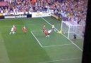 Valencia 2-0 Sevilla GOL: Jonas Gonçalves (26')