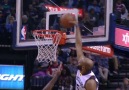 Vince Carter One Handed Slam!