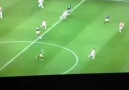 VINE  Salzburglu Soriano'nun orta sahadan attığı inanılmaz gol.
