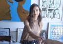 Watch Emily Ratajkowski Host the Latest 73 Questions in Her L....