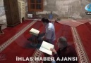 YAĞMUR CAMİDEKİ CEMAATİN ÜSTÜNE YAĞDI