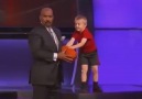 4 yaşındaki çocuktan basket atma rekoru.