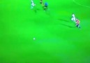 35 yaşındaki Ronaldinho klasını konuşturmaya devam ediyor.