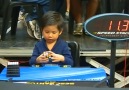 4 year old completes Rubik's Cube under 1 minute