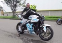 11 years old kid rides a CBR 650 cc...easy!Rider Julian Stunter