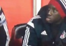 Yedek kulübesindeki Demba Ba'nın gol sevinci.