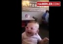 Yeni gözlükleri ile daha iyi görebilen bebeğin mutluluğu görülmeye değer