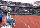 Yıldız Tenisçiden İnsanlık Dersi!
