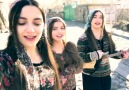 yolda şarkı söyleyen tatlı gürcü kızlar