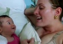 Zeybek Arena - Annesi ile Bebeğin Harika Dinlemeye Doyum...
