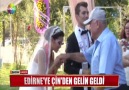 Zeybek oynadılar göbek attılar!