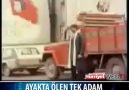 Ayakta Ölen Adam Gördünüzmü Hiç? :)