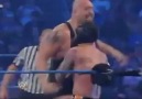 Big Show vs CM Punk 11/06/2010 [HQ]