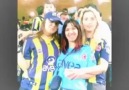 BiR DiŞi KaNaRYa FeNeR MaRŞı oKuYoR !