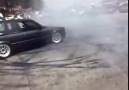 bmw e30 3.25 burnout...