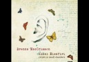 Brenna MacCrimmon-KULAK MİSAFİRİ