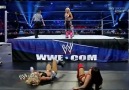 Divas Tag Team Match [1 Ekim 2010] [HQ]