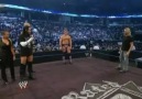 Edge İle Undertaker Ortalığı Dağıtıyor