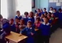 Fenerli öğretmenin müzik dersi