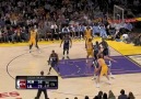 Gasol, Gasol'ün üzerinden smaç vuruyor ! [HQ]