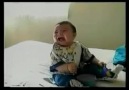 Gülmekten bayılan bebek :D
