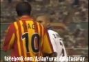 Hagi'den Carlos'a Futbol Dersi