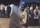 HEPİMİZDEN GÜZEL HALAY ÇEKİYOR :)) TEYY TEYY