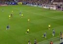 İniesta Mükemmel GOL [HD izlemek için yan sekmede açın] [HD]