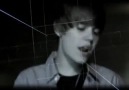 Justin Bieber-Stuck İn The Moment  3 3 3 [HQ]