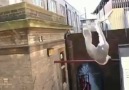 Maymun gibi her yere tırmanıyorlar