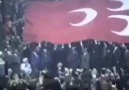 MHP 1993 Kongre - Başbuğ'umuzun 3 Hilalli Bayrağı Öpmesi