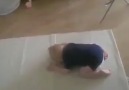 Namaz Kılan Bebek