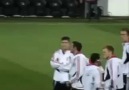 ÖYLE BİR SEVGİKİ GÖRÜNDE BAKIN..!