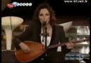 Özlem Özdil - Menekşe Koymuşlar Gülün Adını