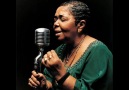 Salif Keita with Cesaria Evora - Yamore [HQ]