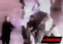 Taksimde Şemsiye Savaşı
