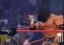 Triple H Vs D-Low Brown (Gözü Kapalı Maç)