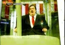 Undertaker Paul Bearer'ı Kuma Gömüyor !