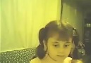 Webcam Kavgası: Ablasını Döven Minik Kız  3