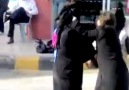 Wow... Arabian Girls Fighting On Road !!!