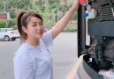 Liziqi World - Pretty Female Works As Truck Driver And Car Mechanic